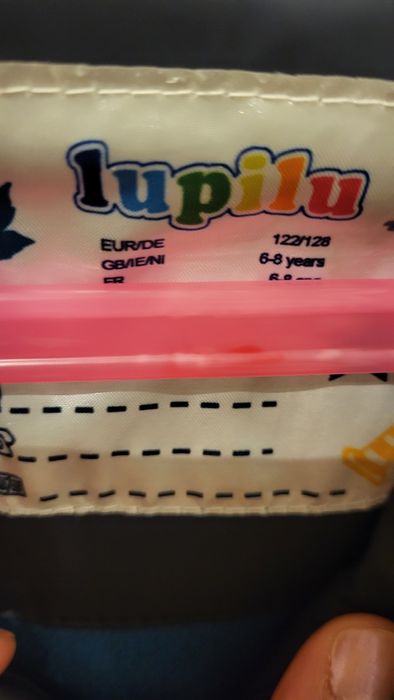 Conjunto para a chuva com interior em forro polar