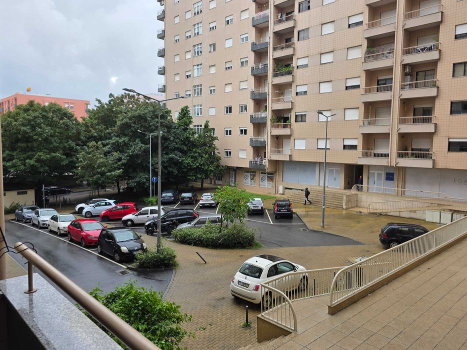 T3 Espaçoso c/ Garagem para 2 Viaturas – São Vítor, Braga