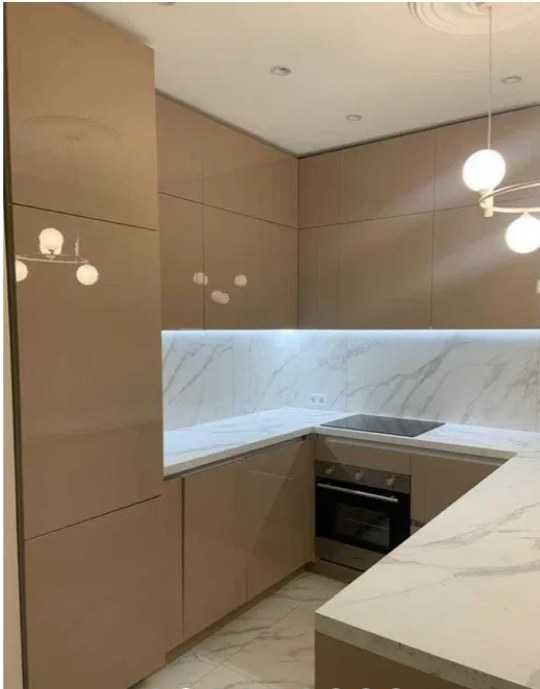 ПРОДАМ 2-х ким квартира Каховская ул.62А