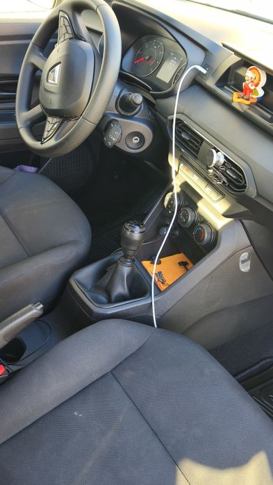 Dacia Sandero 1.0 Gasolina — fotografia 5