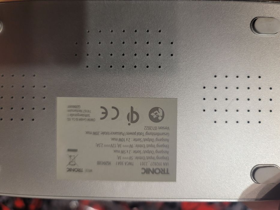 Подвійна потужна швидкісна безпровідна зарядка 30w!!!