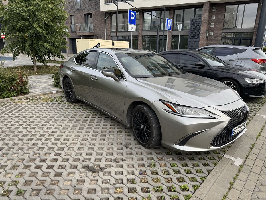 Lexus ES 250 Miyata 2021 | ОФІЦІАЛ | 86 700 км | БЕЗ ДТП | ГАРАНТІЯ ДО 2031
