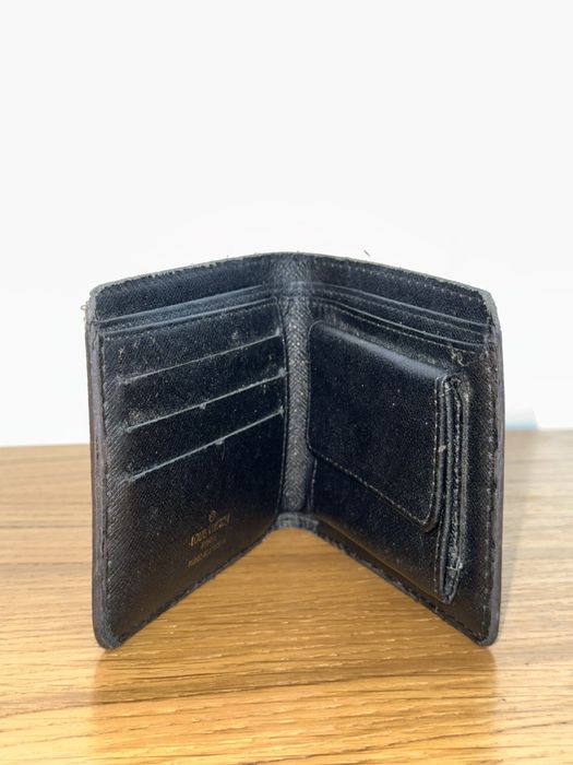 Carteira Louis Vuitton // Usada - Em bom estado