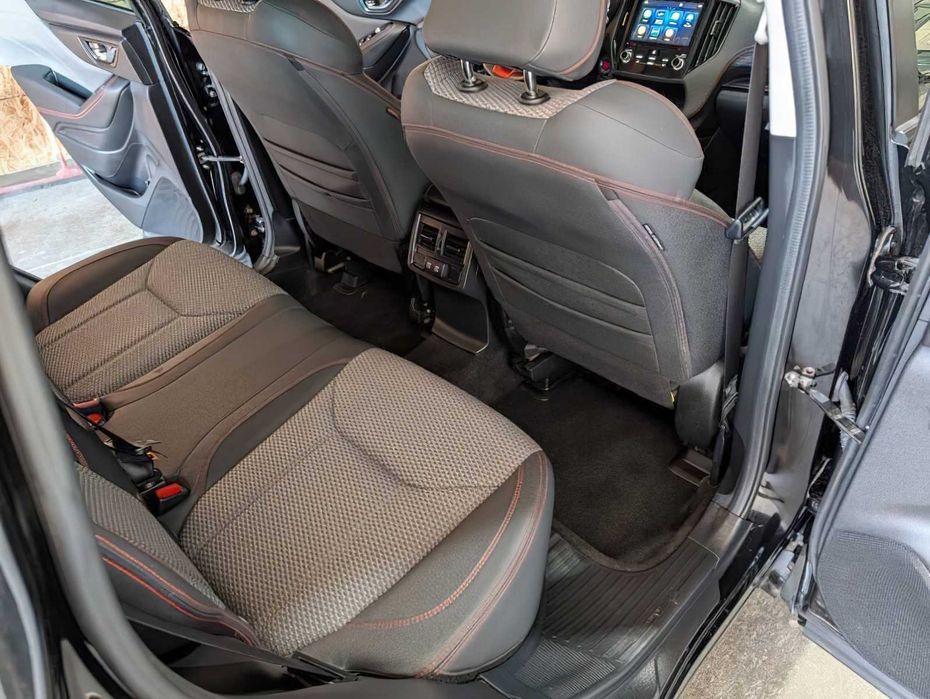 Subaru Forester      2023