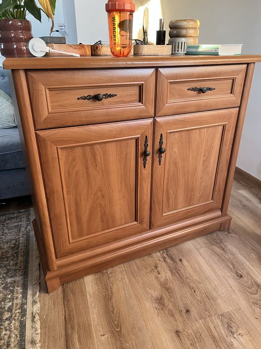 Sprzedam komodę / szafkę – używana