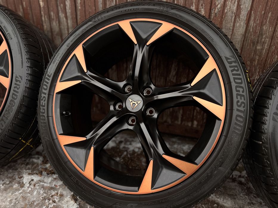 Felgi Koła 19 5x112 CUPRA FORMENTOR Oryginał Opony letnie Bridgestone