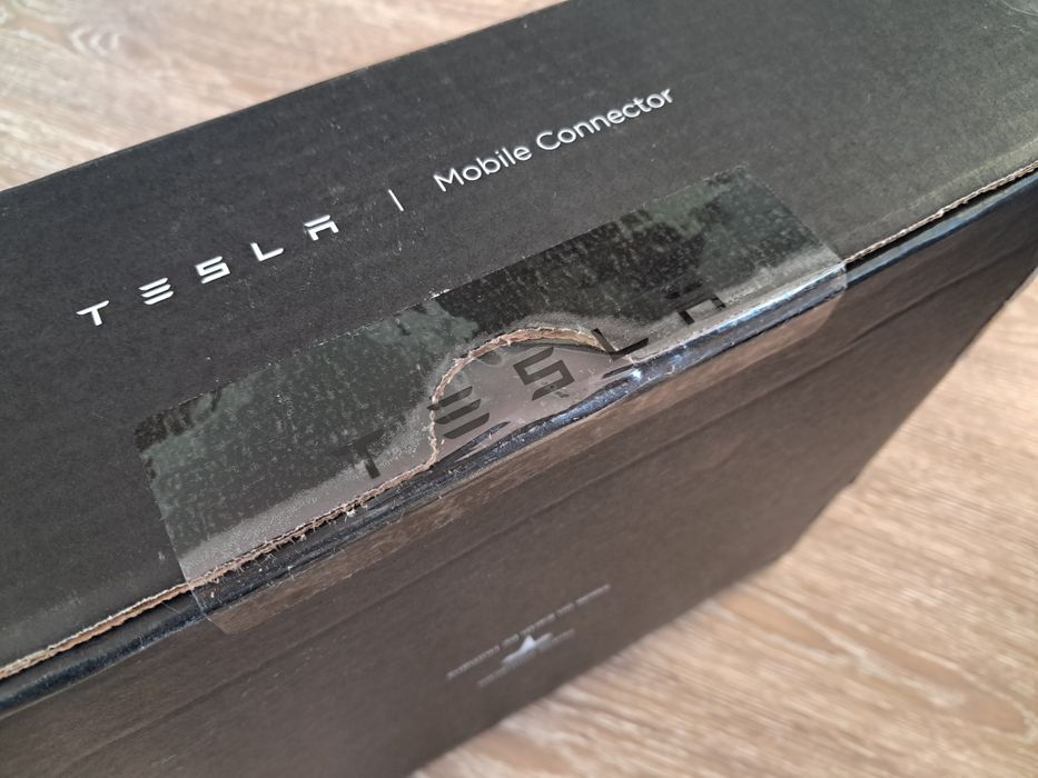Нова оригінальна зарядка Tesla Mobile Connector Gen 2 зарядне тесла