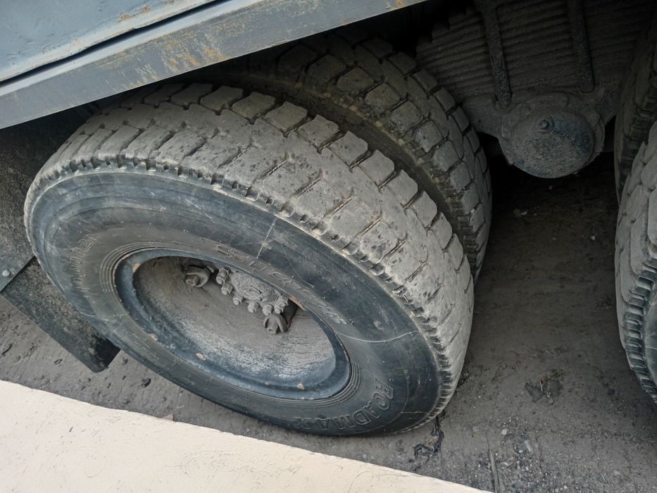 грузовой автомобиль