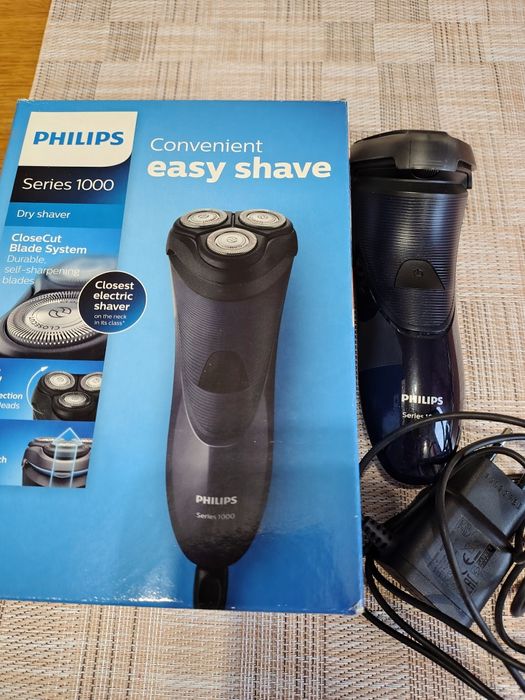 Електробритва Philips Series 1000