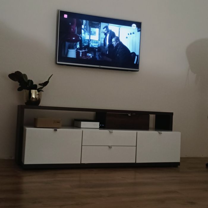 Szafka RTV dąb truflowy biały połysk aktualne