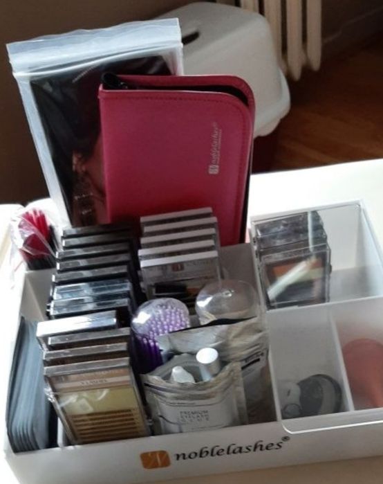 Organizer do rzęs firmy Noblelashes