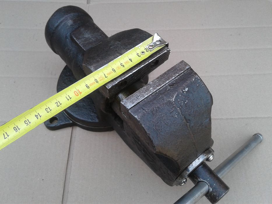 Новые тиски поворотные СССР лещата поворотні СРСР