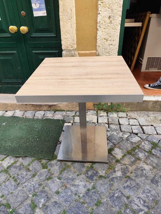 Mesas à Venda – Interior/Exterior