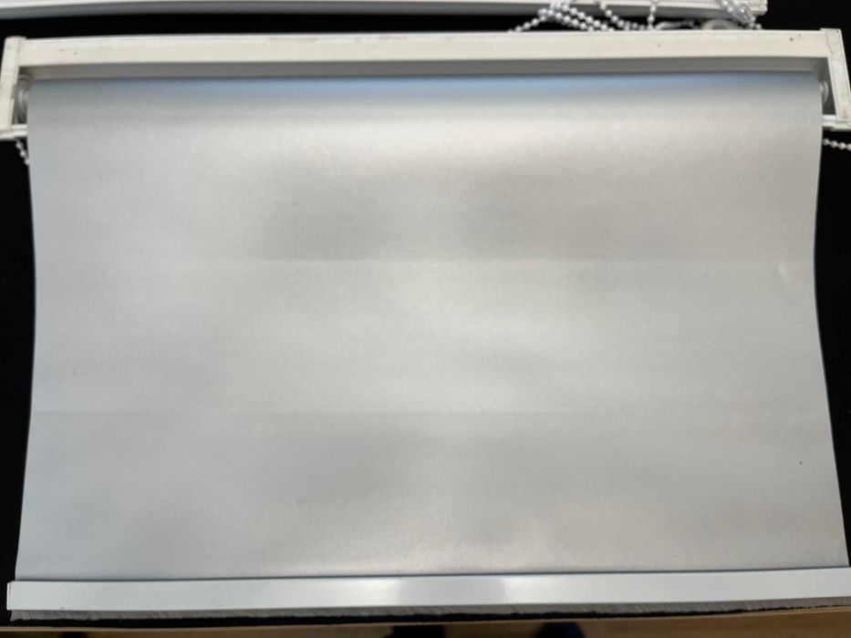 2x Roleta w kasecie PCV (prowadnice płaskie) - termiczna