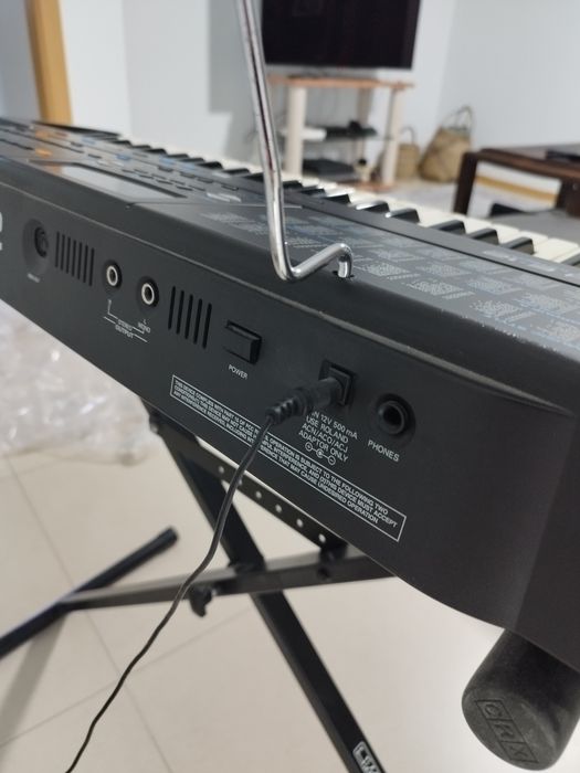 Teclado Roland E-12 Intelligent Keyboard