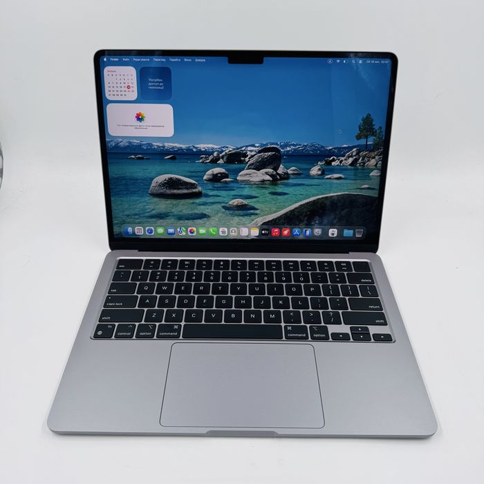 Ідеал Apple MacBook Air 13.6 M2 2022 8GB RAM 256GB SSD Space Gray IL7349