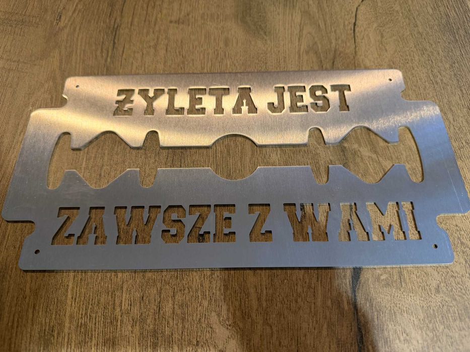Żyletki Legii Wymiar 300mm X 150mm szlifowane ze stali nierdzewnej Gr 1.5mm