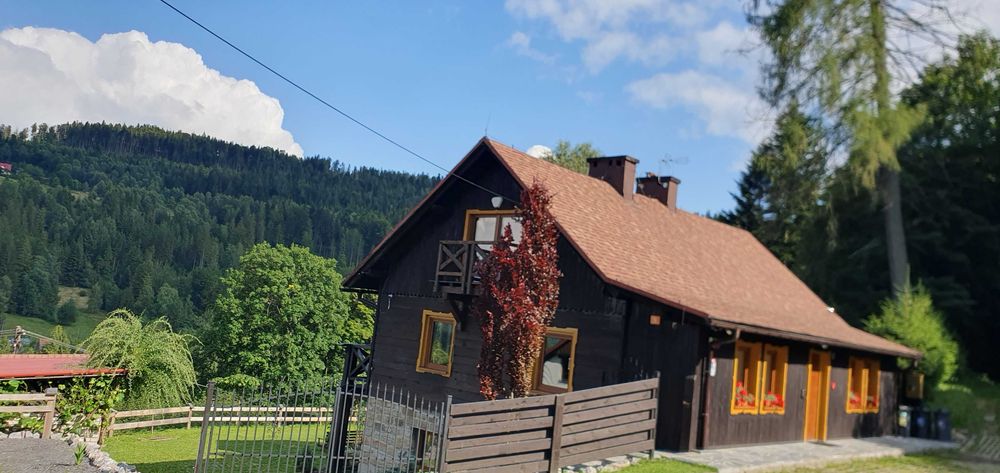 WASZA CHATA dom na wyłączność Wisła, balia z widokiem na góry