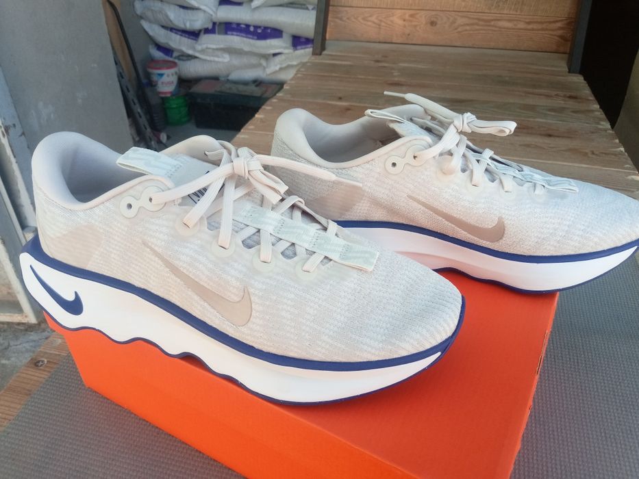 Nike Motiva кроссовки 44, 44.5