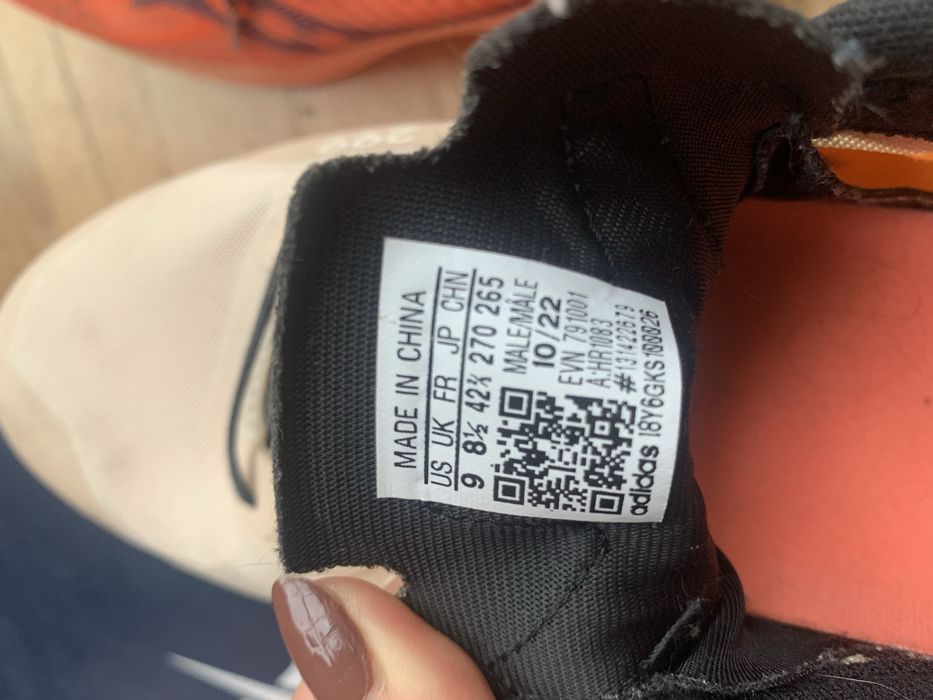 Кросівки Adidas р.42