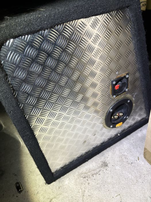 Skrzynia basowa subwoofer ground zero alphard