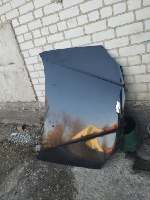 капот RENAULT Scenic фольксваген гольф  славута Шевроле Лачетти