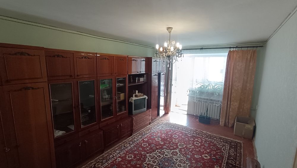 Продаж 3 кімнатної квартири, центр, Чугуїв