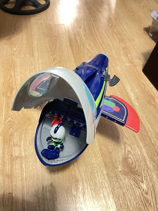 Nave Pj Masks em ótimo estado