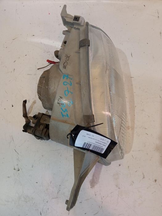 farol esquerdo hyundai accent lc