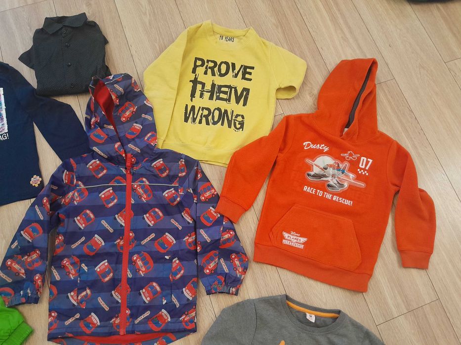 Одяг для хлопчика 116-122см Ветровка штани кофта реглан