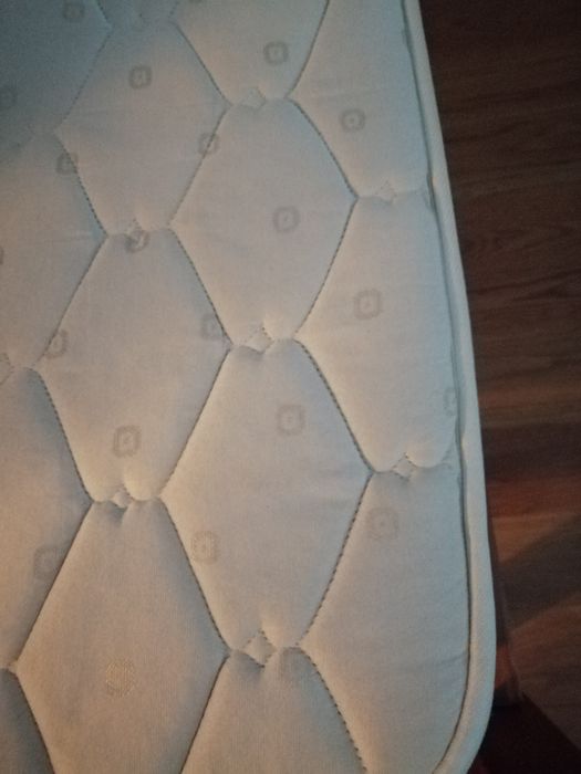 Cama completa de solteiro