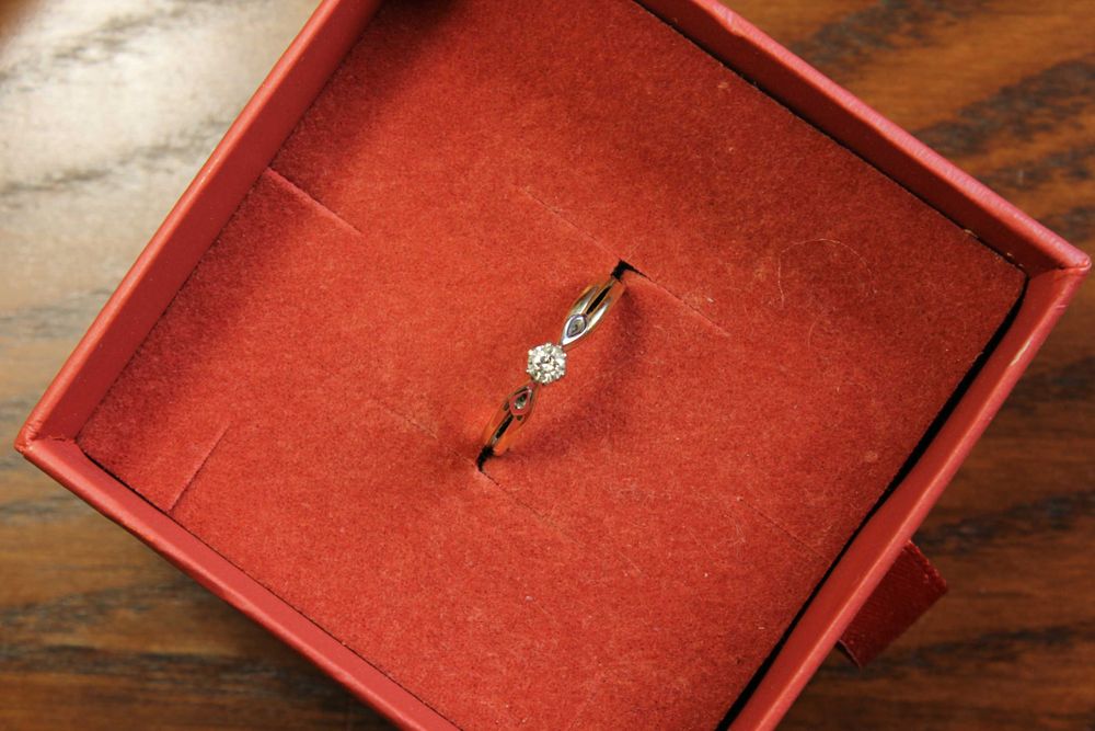 Pierścionek zaręczynowy Briju B-zero-391-100 złoto 585 diament 0,1ct