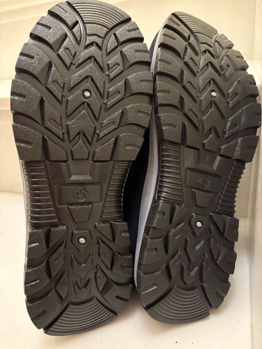 Чоловічі боти р 43.