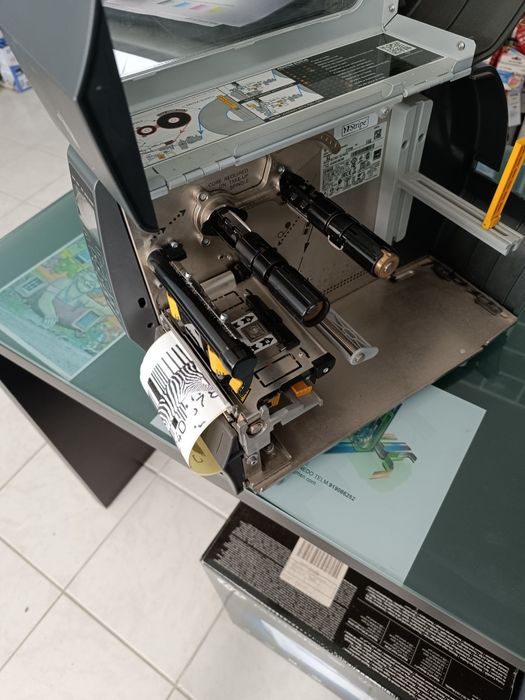 Zebra ZT230 em muito bom estado com garantia de 3 meses