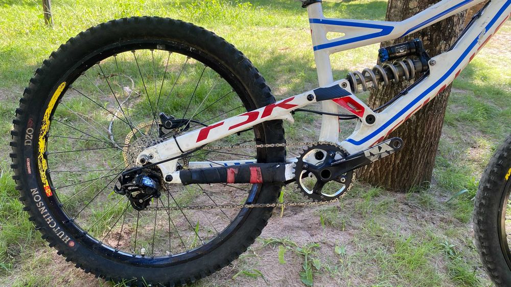 Specialized Status 2