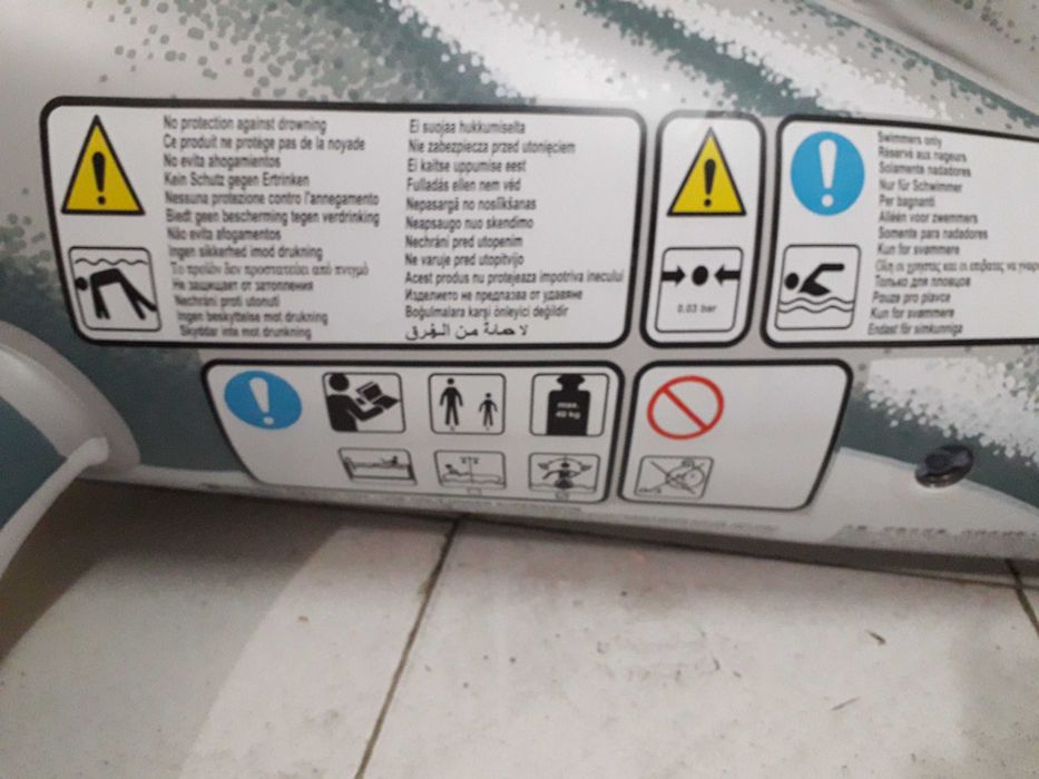 Boia insuflavel golfinho