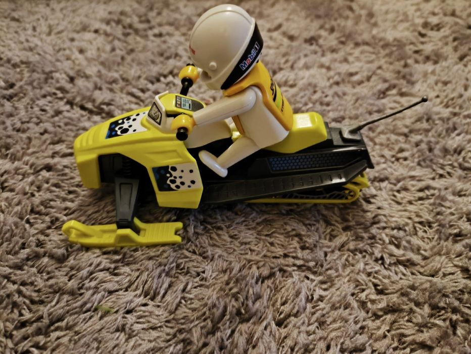 Moto de neve Playmobil em ótimo estado