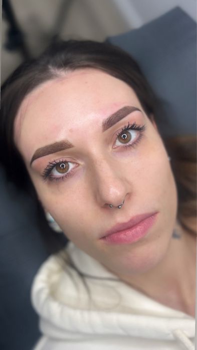 Makijaż permanentny brwi lub ust  450zł