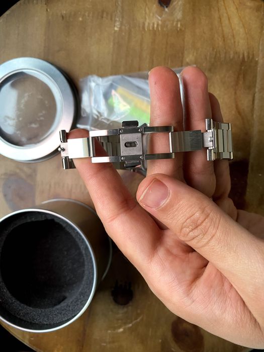 MOD ze stali nierdzewnej do zegarka Casio G-Shock GWM5610U