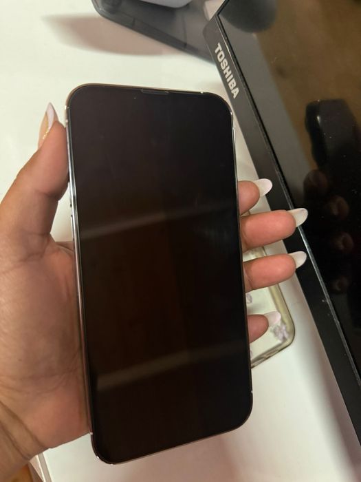 Vendo iPhone 13 Pro Max 128g bateria 83% tudo original.