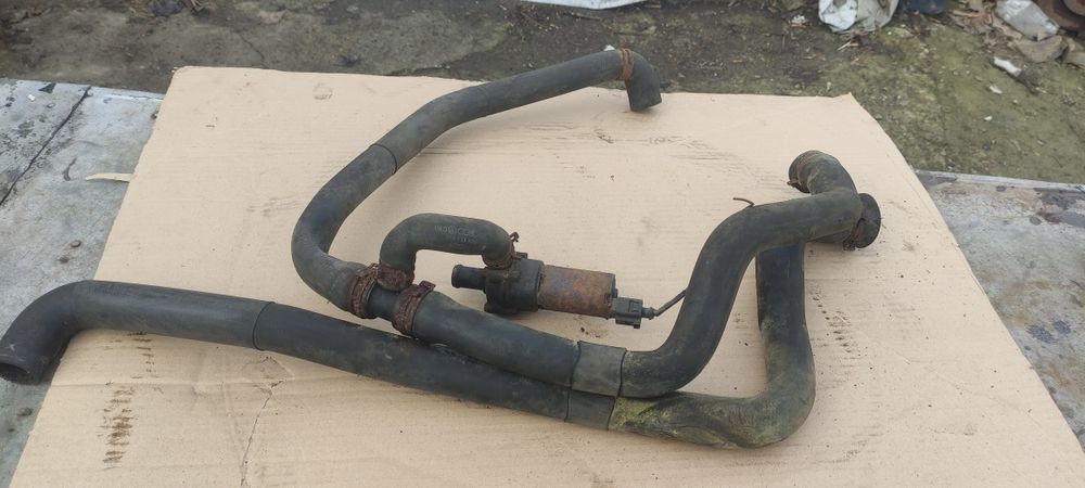 Патрубок фланец охолодження, кран пічки тройнік VWT4