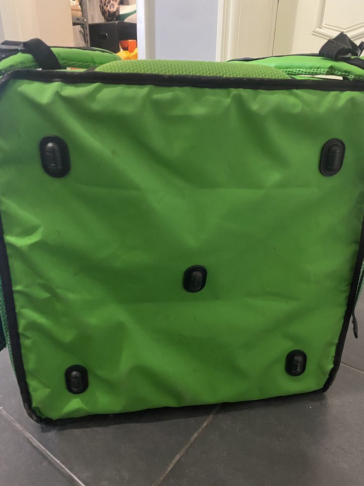 Mochila delivery usada hotsell