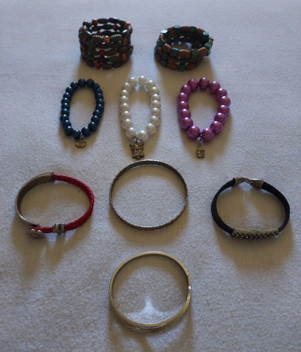 Lote 9 Pulseiras Variadas
