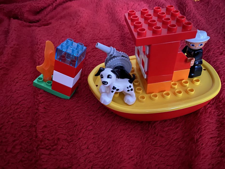 LEGO Duplo Łódź strażacka