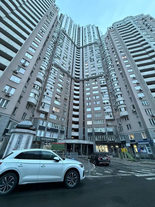 Квартира ЖК Корона метро Позняки ул.Срібнокільська 1.        с мебелью