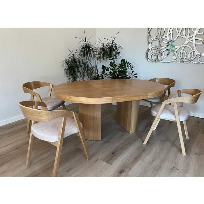 Stół pokojowy okrągły  dębowy Victoria