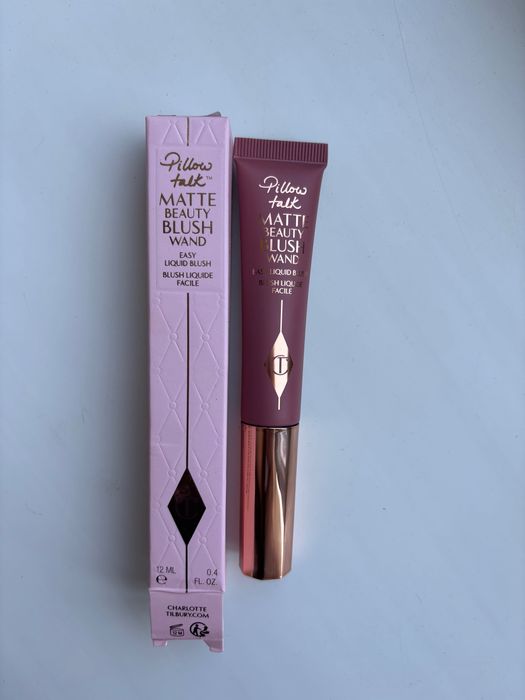 Кремові румʼяна charlotte tilbury pillow talk