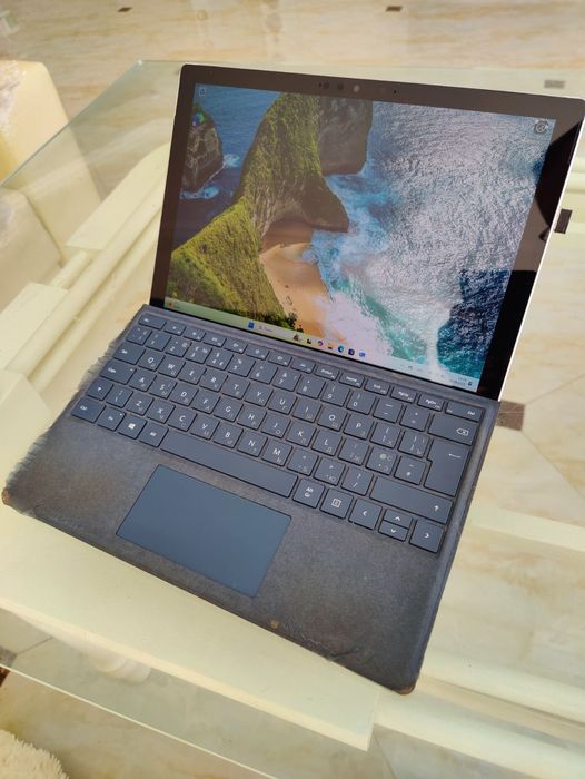 Microsoft Surfac 8/128 б.у рабочий