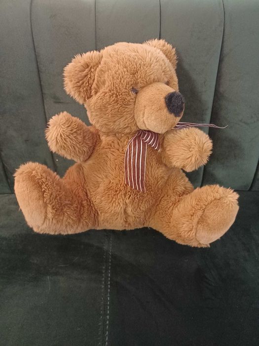 Urso de peluche médio
