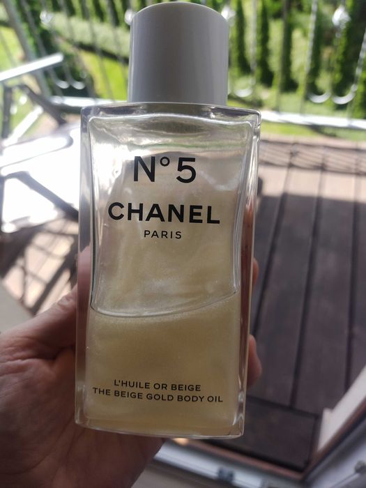 Olejek do ciała z drobinkami Chanel n5